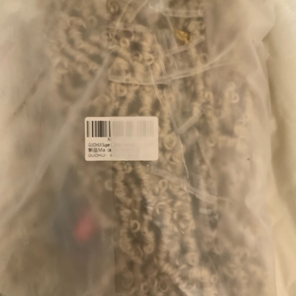 NIB***GUOHUI Super Light Butterfly Locs Crochet Hair 12” 6 Packs Pre-Looped - Picture 7 of 9